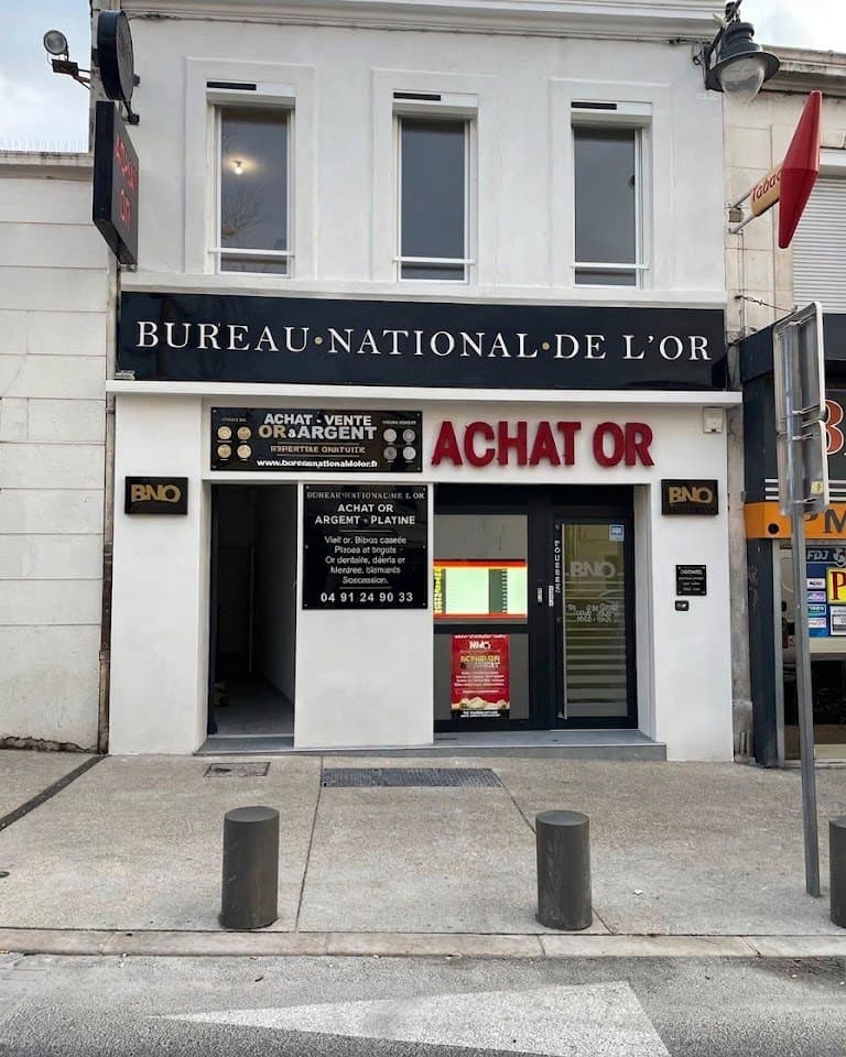 Devanture du comptoir Marseille 12e — Montaigne