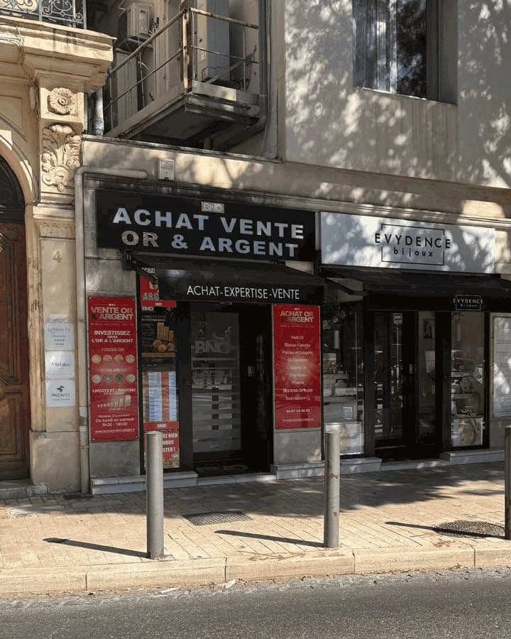 Devanture du comptoir Marseille 6e — Puget